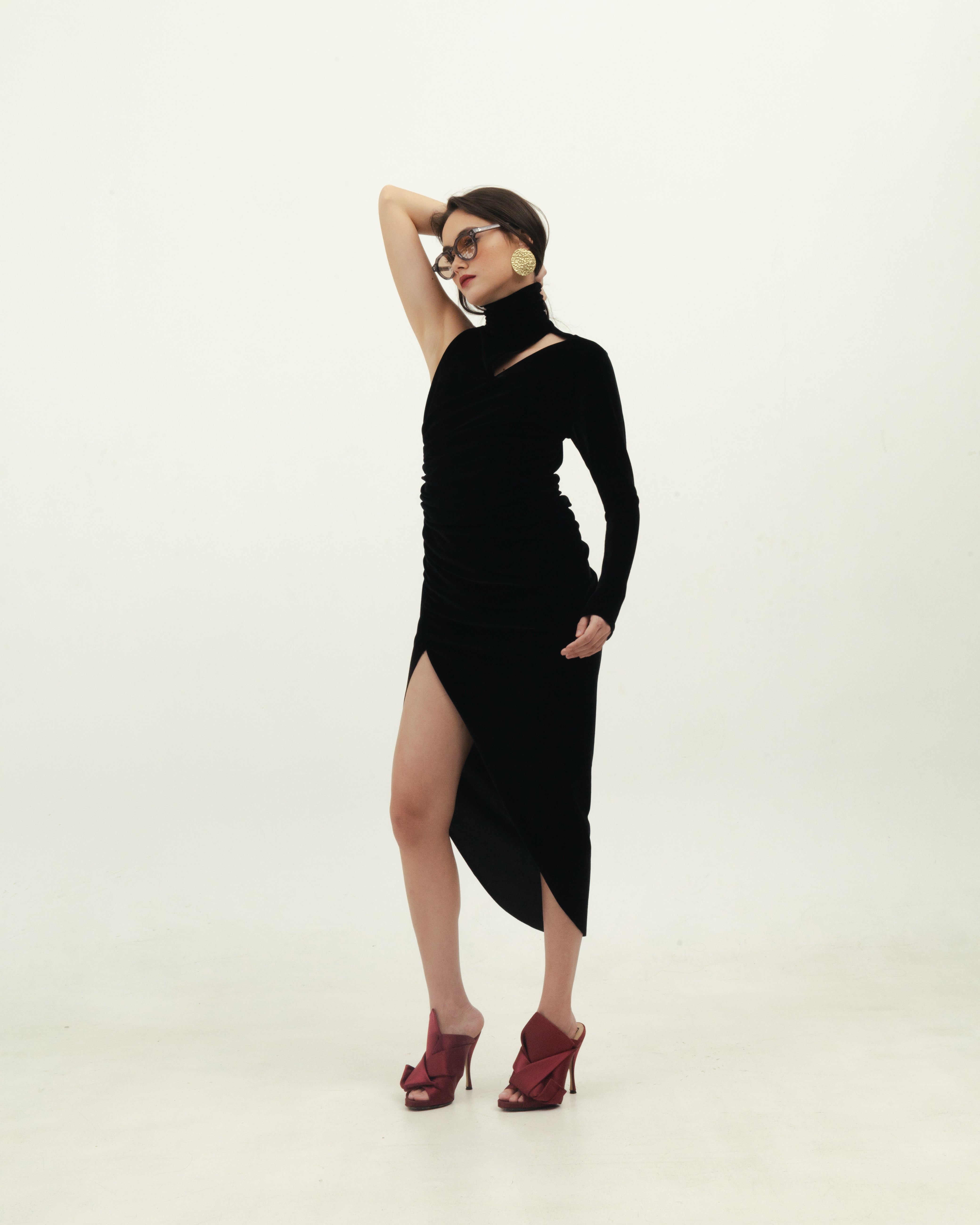 Black Velvet Long Sleeve Dress