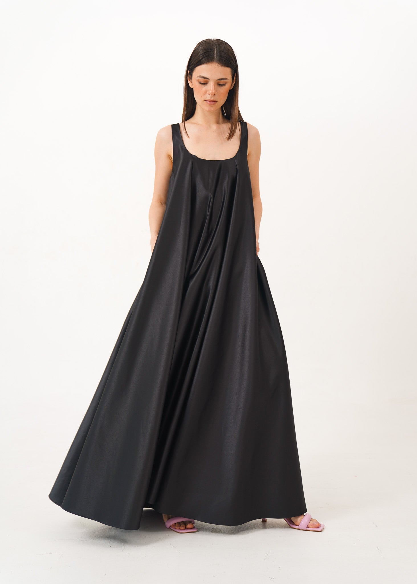 Nera Dress in Black