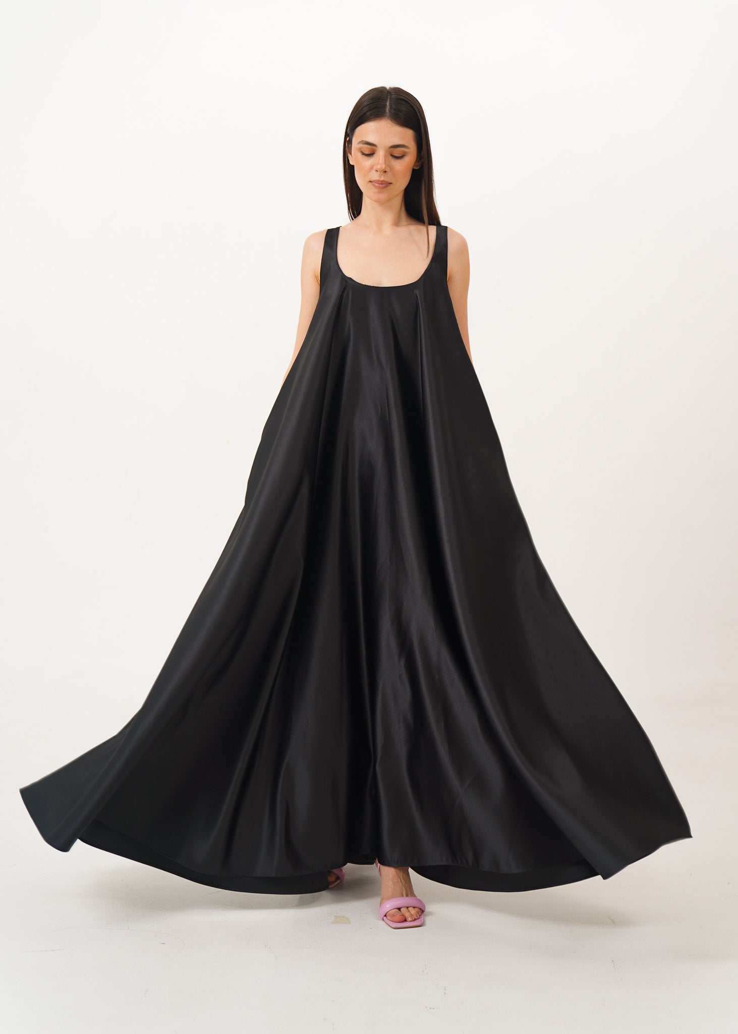 Nera Dress in Black