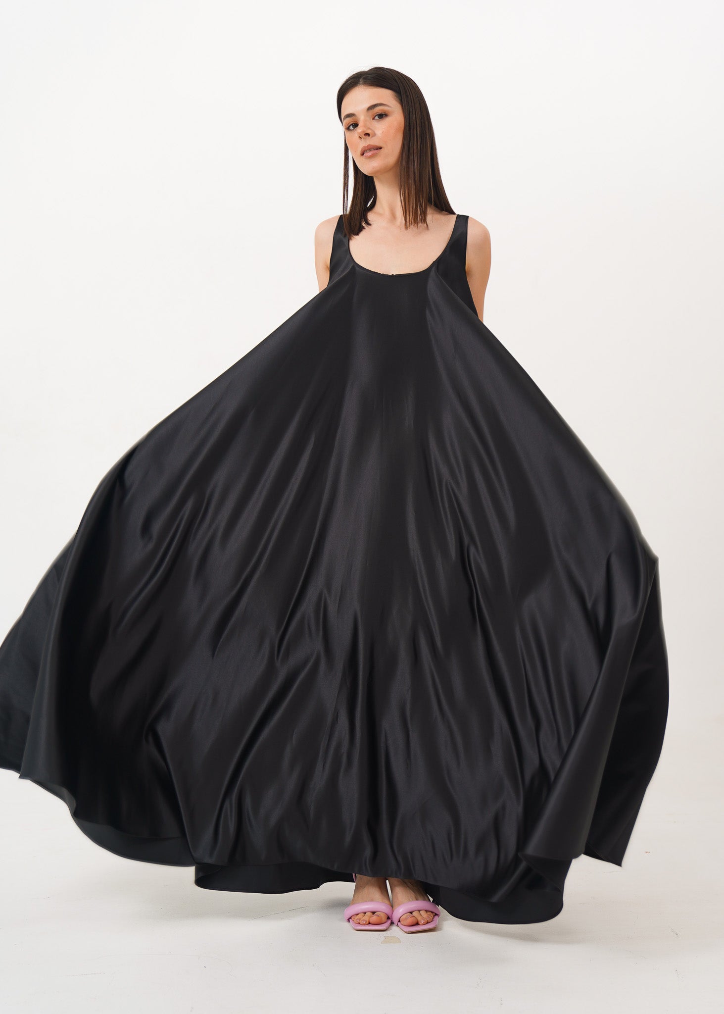 Nera Dress in Black