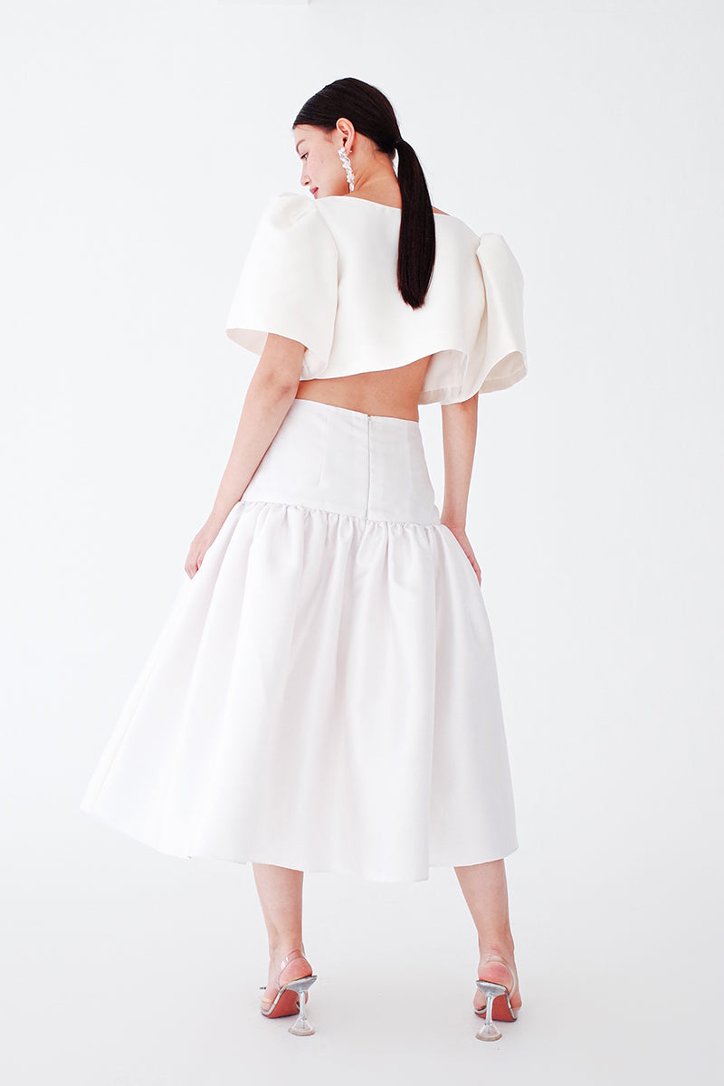 White Camisa Top and Skirt Set