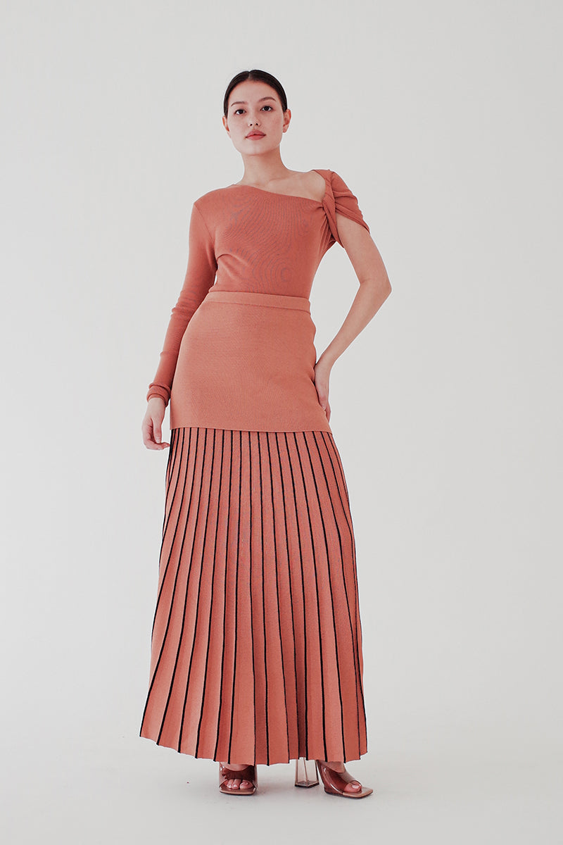 Asymmetrical Knitted Top and Pleated Skirt Set